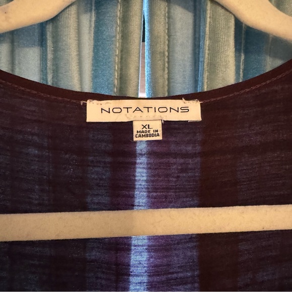 NOTATIONS | asymmetrical hem 3/4 sleeve top | maroon | XL - Picture 2 of 5